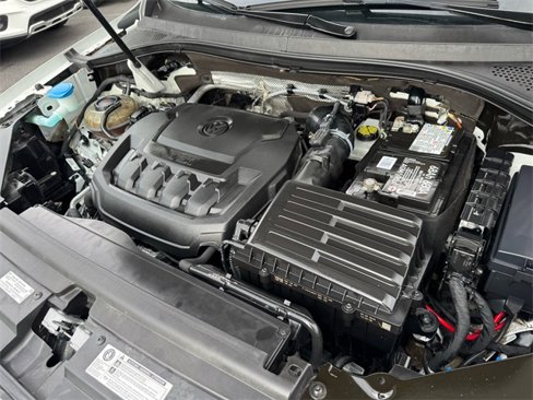 Certified 2019 Volkswagen Tiguan SE image 19
