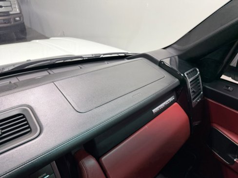 Used 2012 Land Rover Range Rover Autobiography image 38