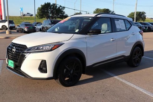 Certified 2024 Nissan Kicks SR w/ SR Premium Package image 3