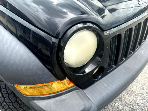 Used 2006 Jeep Liberty Sport image 37