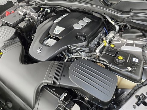 Used 2017 Maserati Ghibli image 19