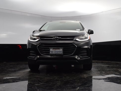 Used 2022 Chevrolet Trax LT w/ Midnight Edition image 18