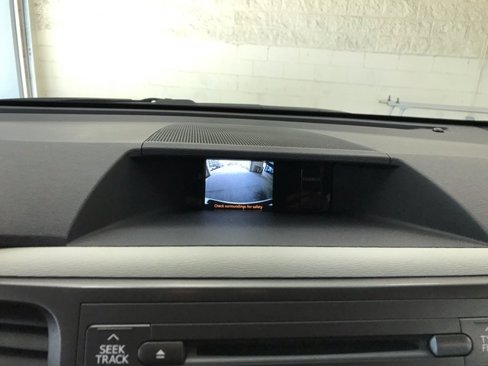 Used 2014 Toyota Sienna LE image 22