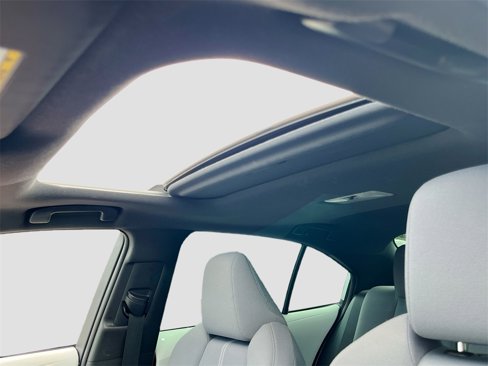 Used 2020 Toyota Corolla SE image 20