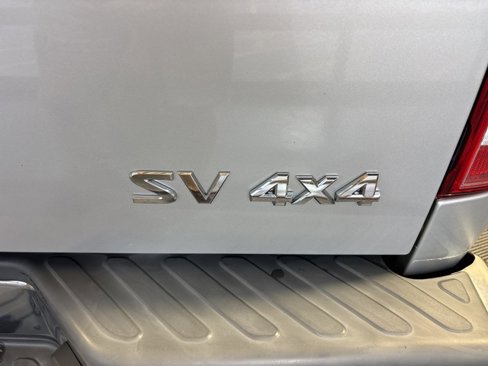 Used 2016 Nissan Frontier SV image 10