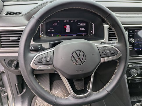 Used 2022 Volkswagen Atlas Cross Sport SE image 17
