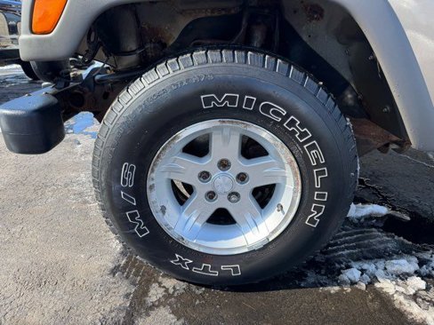 Used 2005 Jeep Wrangler Unlimited image 9