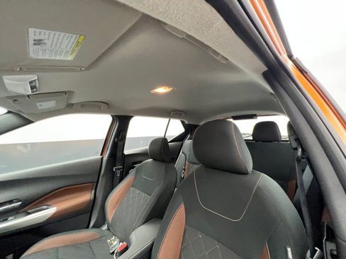 Used 2020 Nissan Kicks SR image 40