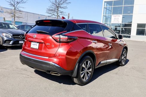 Used 2019 Nissan Murano S image 14