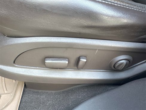 Used 2014 Buick Enclave Leather image 13