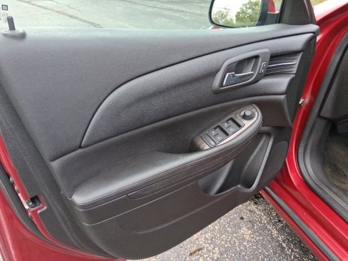 Used 2014 Chevrolet Malibu LT image 7