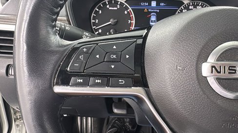 Used 2020 Nissan Altima 2.0 Platinum image 19
