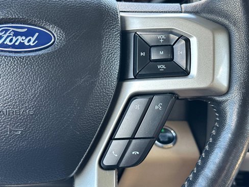 Used 2020 Ford F350 Lariat w/ Lariat Ultimate Package image 25