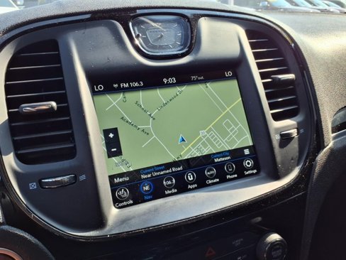 Used 2022 Chrysler 300 S image 15