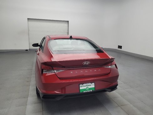 Used 2023 Hyundai Elantra SEL w/ Convenience Package image 6