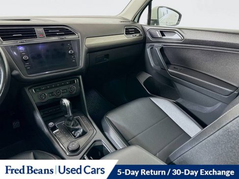 Used 2019 Volkswagen Tiguan SEL image 25