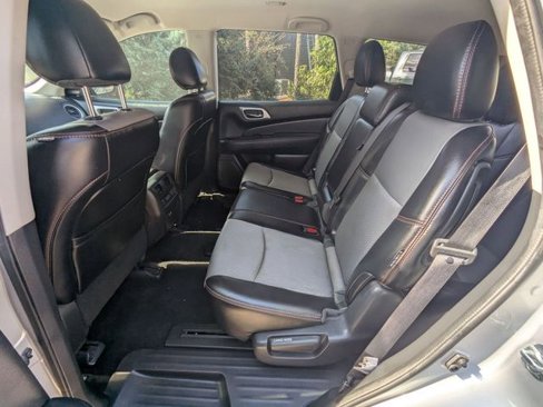 Used 2019 Nissan Pathfinder SV w/ Rock Creek Edition image 10