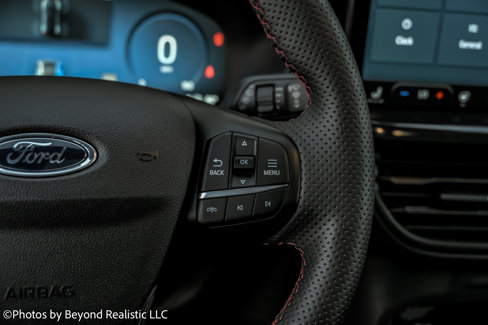 Used 2023 Ford Escape ST-Line Elite w/ Premium Technology Package image 36
