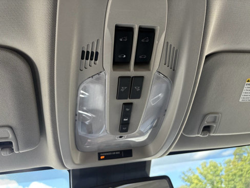 Used 2015 Chevrolet Equinox LT w/ Driver Convenience Package image 35
