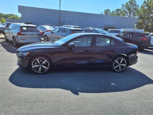Used 2025 Volvo S60 B5 Plus image 8