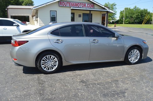 Used 2016 Lexus ES 350 w/ Accessory Package 2 image 7