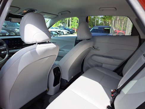 Used 2024 Hyundai Kona SEL image 6