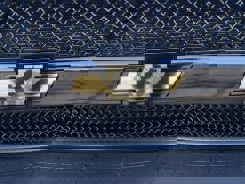 Used 2018 Chevrolet Express 2500 w/ Driver Convenience Package image 21