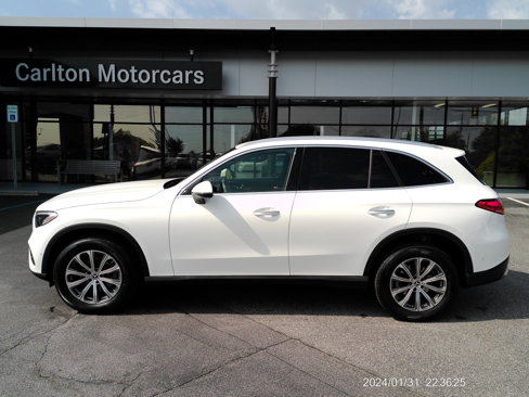 Certified 2025 Mercedes-Benz GLC 300 image 8