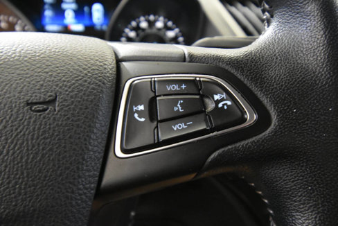 Used 2019 Ford Escape SE image 25