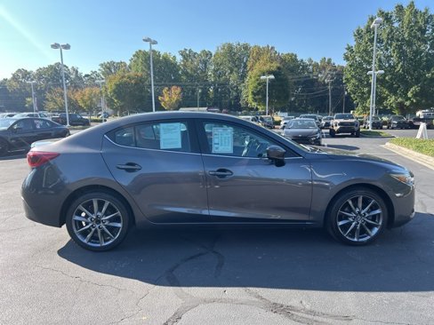 Used 2018 MAZDA MAZDA3 Grand Touring w/ Premium Equipment Package image 4
