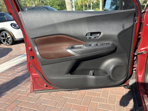 Used 2021 Nissan Kicks SR w/ Interior Electronics Package image 14