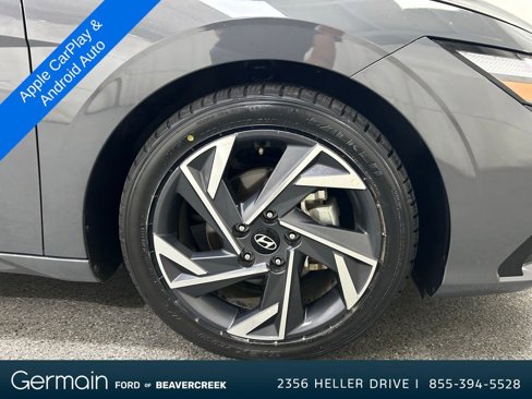 Used 2024 Hyundai Elantra Limited image 10