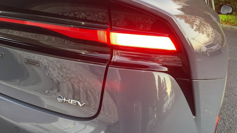 Used 2023 Toyota Prius LE image 18