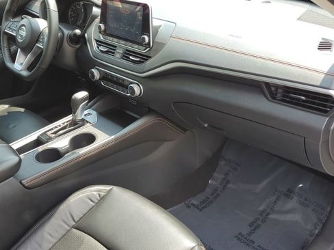 Used 2022 Nissan Altima 2.5 SR image 32