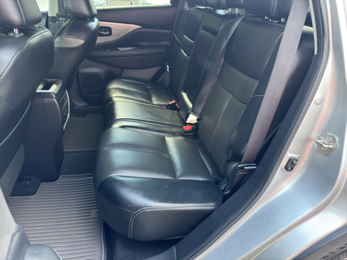 Used 2017 Nissan Murano Platinum image 16