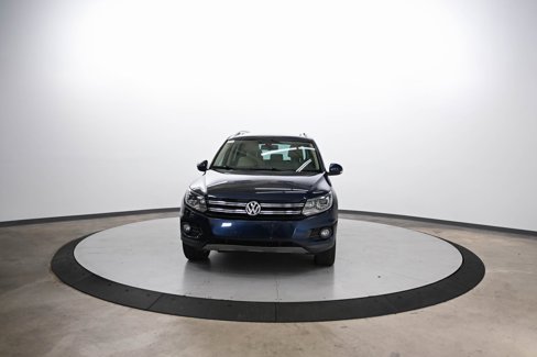 Used 2016 Volkswagen Tiguan S image 3