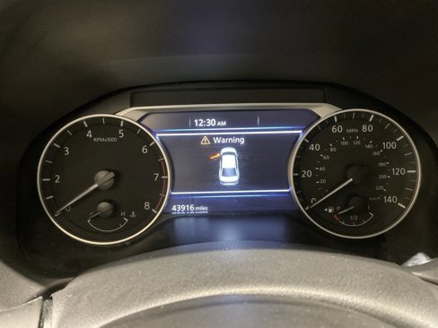 Used 2023 Nissan Altima 2.5 SR image 14