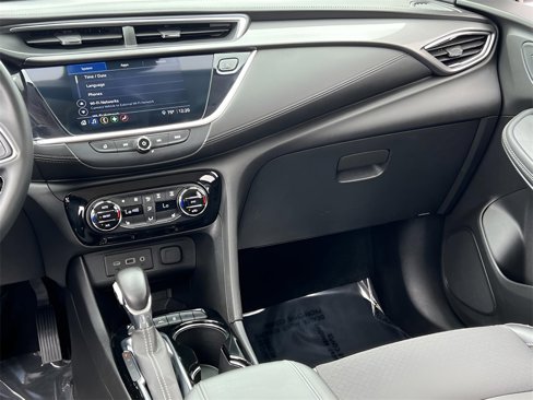 Used 2021 Buick Encore GX Select image 22