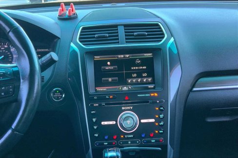 Used 2016 Ford Explorer Limited image 6