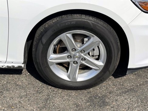 Used 2022 Chevrolet Malibu LS w/ Driver Confidence Package II image 8