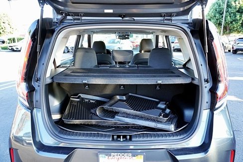 Used 2023 Kia Soul EX image 12