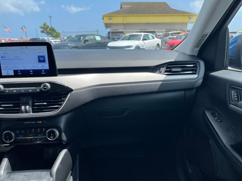 Used 2022 Ford Escape SEL image 35