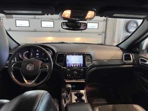 Used 2019 Jeep Grand Cherokee Altitude image 36