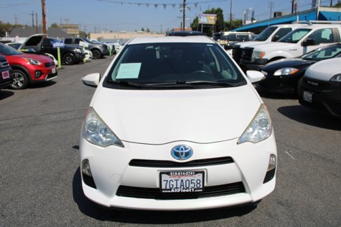 Used 2014 Toyota Prius C One image 2