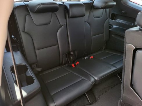 Used 2022 Kia Telluride LX image 16