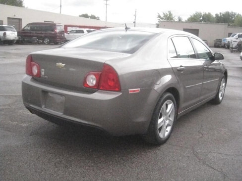 Used 2011 Chevrolet Malibu LS image 5