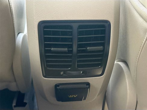 Used 2015 Ford Escape Titanium image 28