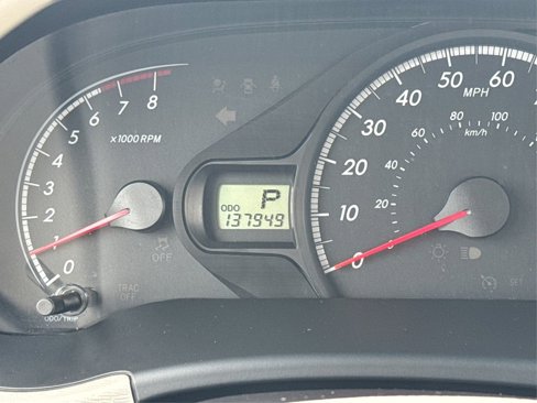 Used 2014 Toyota Sienna LE image 16