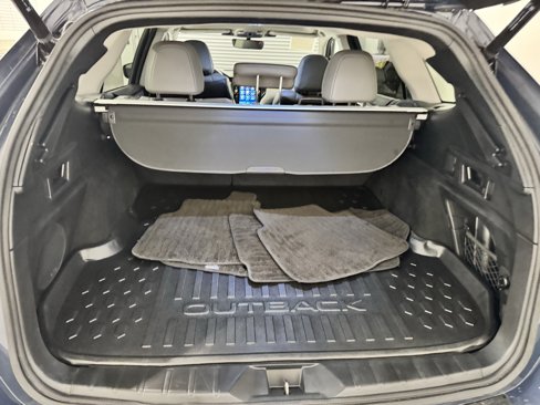 Used 2023 Subaru Outback Limited XT image 19