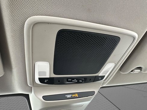 Certified 2023 Honda HR-V LX image 24
